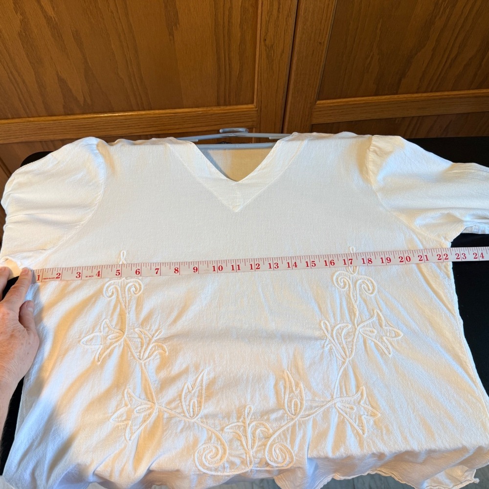 Giocam Tunic Top Women L/XL White Excellent Embroidered Cotton High-Low V-Neck‎ - Picture 9 of 10